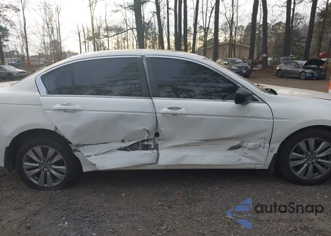 2011 Honda Accord 2.4 Ex-L из США, поврежденный, VIN 1HGCP2F8XBA084506